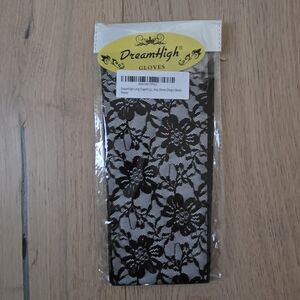 Women's Black Lace Gloves